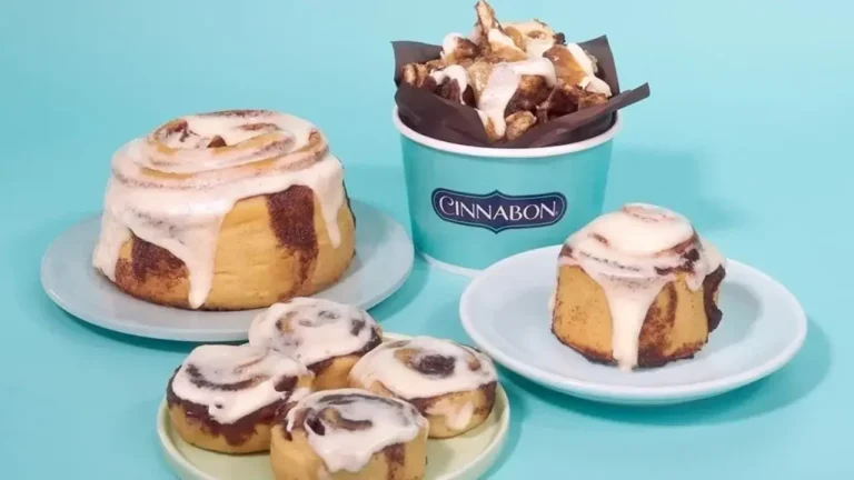 Cakes, Pastries and brownies, a menu of Cinnabon Philippines resturant.